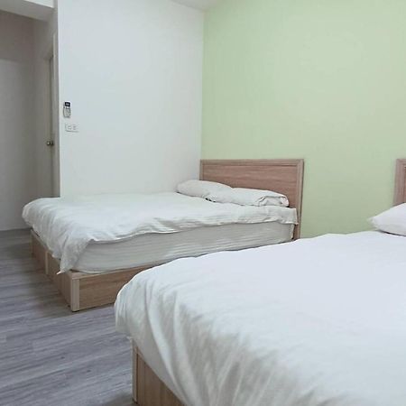 Fengchia Bichon B&B Taichung Buitenkant foto