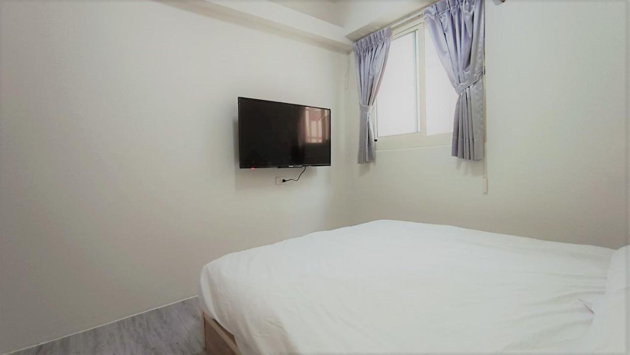 Fengchia Bichon B&B Taichung Buitenkant foto