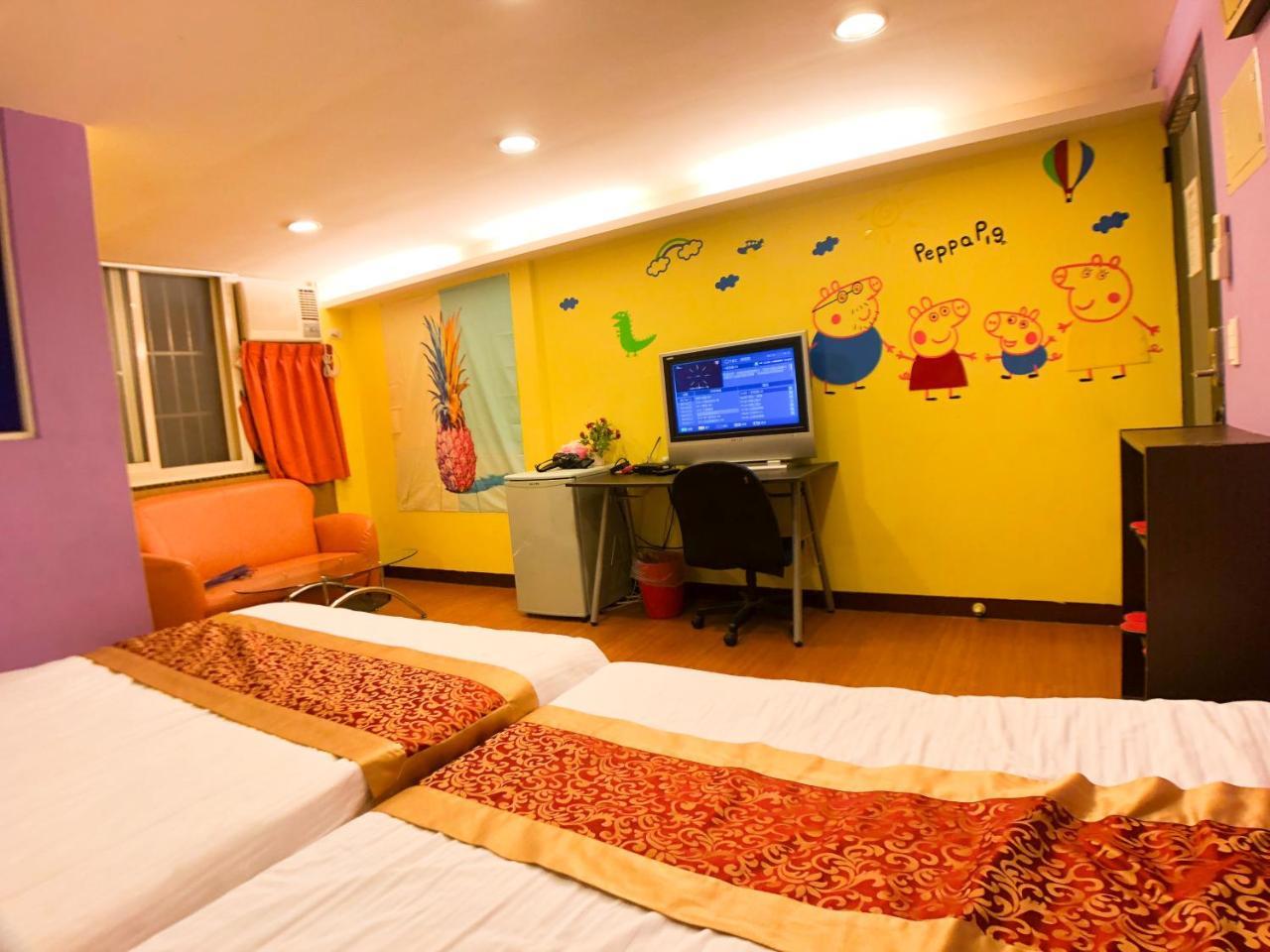 Fengchia Bichon B&B Taichung Buitenkant foto